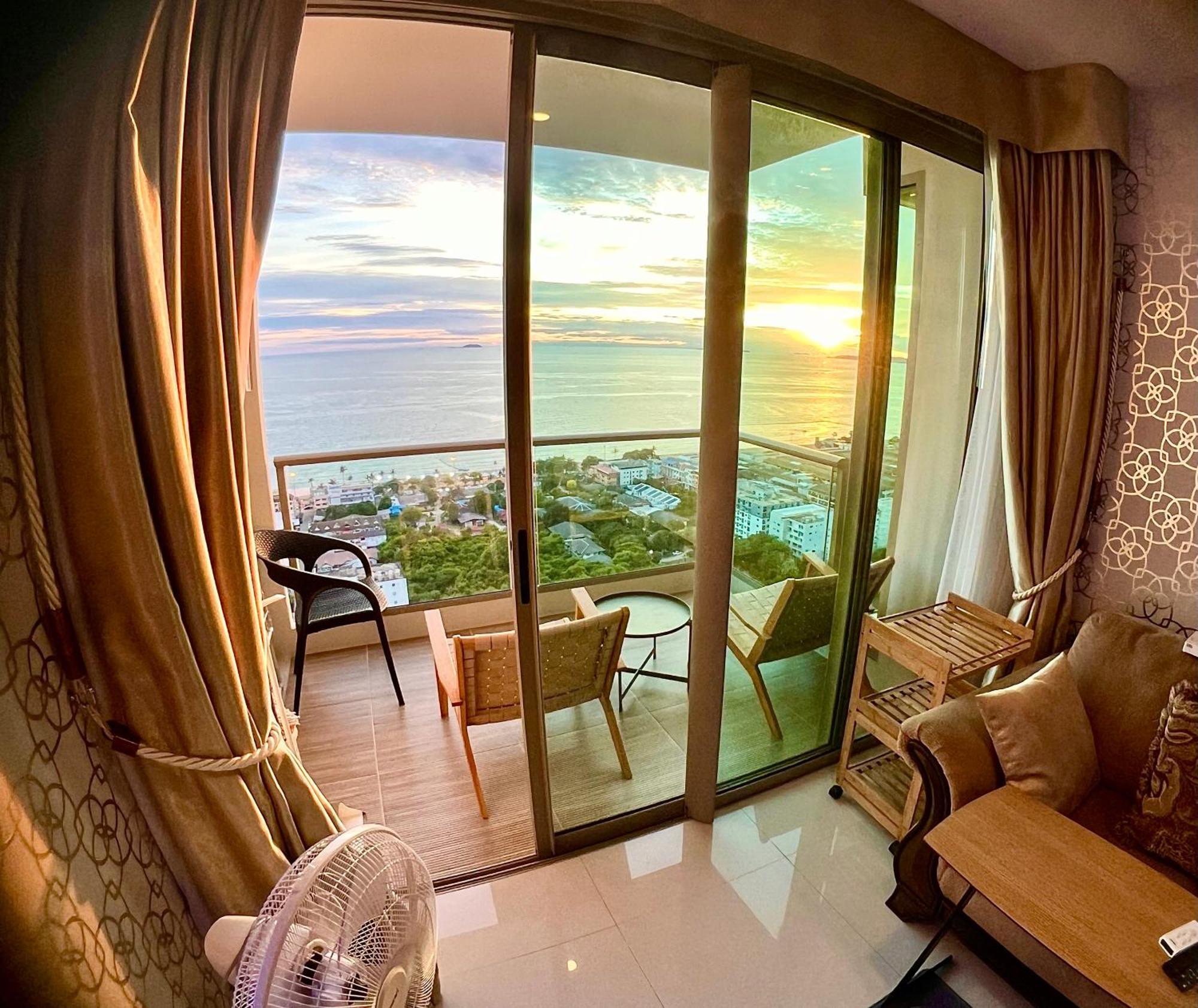 Appartamento Luxsl Luxury Style Of Life 6 Jomtien Beach Esterno foto